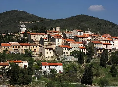 Panzió Ecurie De