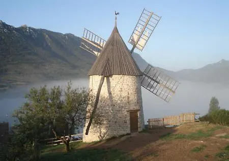 Ecurie De Cucugnan